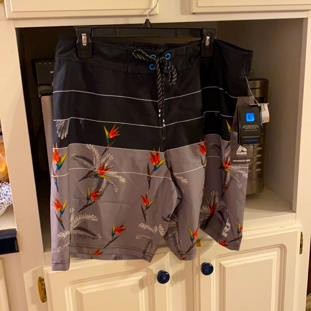 Men’s Large RBX Swim Trunks